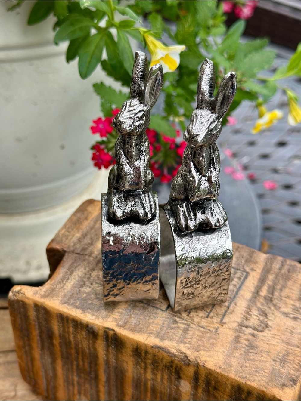 Set of 2 Silver Tone Bunny Napkin Rings Easter Spring Garden Party